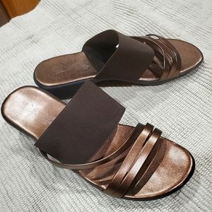 Agape brown strap sandals